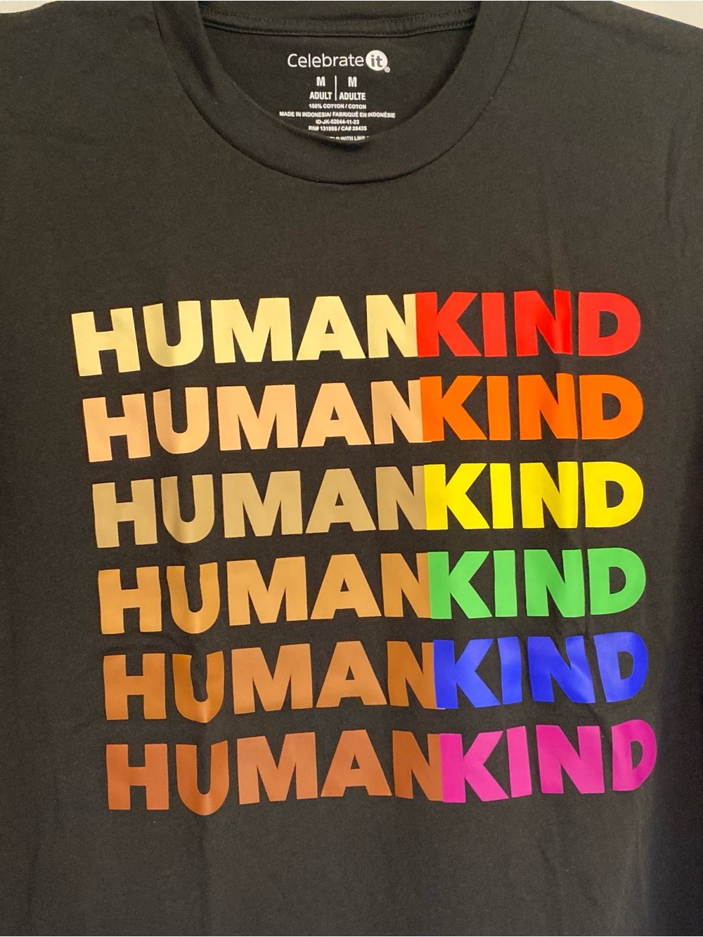 "HUMANKIND" Rainbow Graphic Tee - Ladies Medium - PRIDE DIVERSITY LOVE